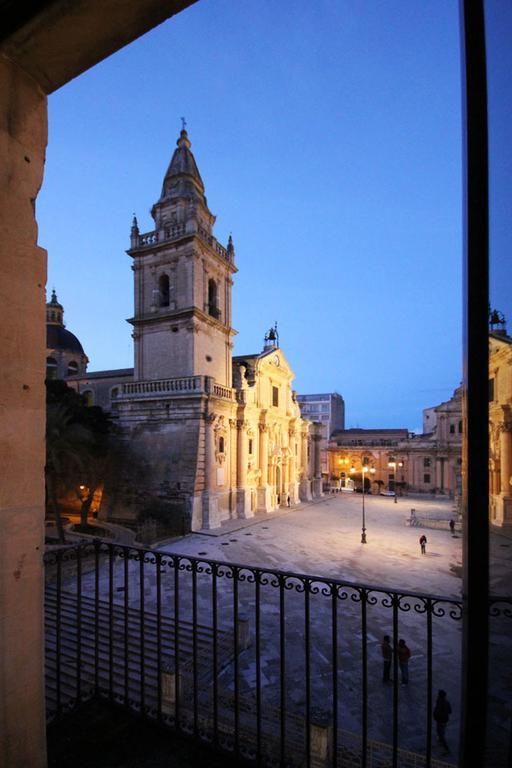 Panta Rei B&B Ragusa Buitenkant foto